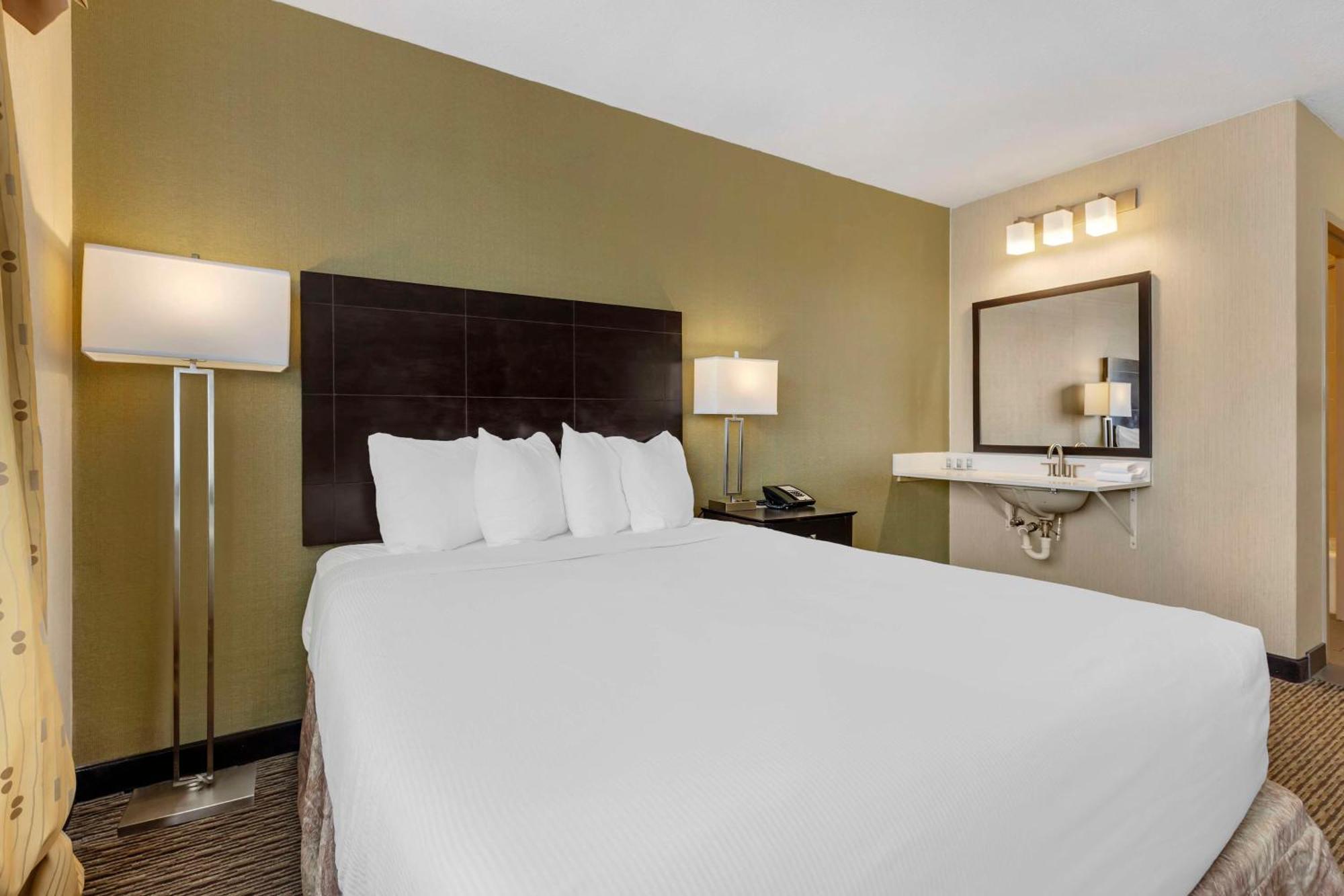 Best Western Watertown/Fort Drum Ngoại thất bức ảnh