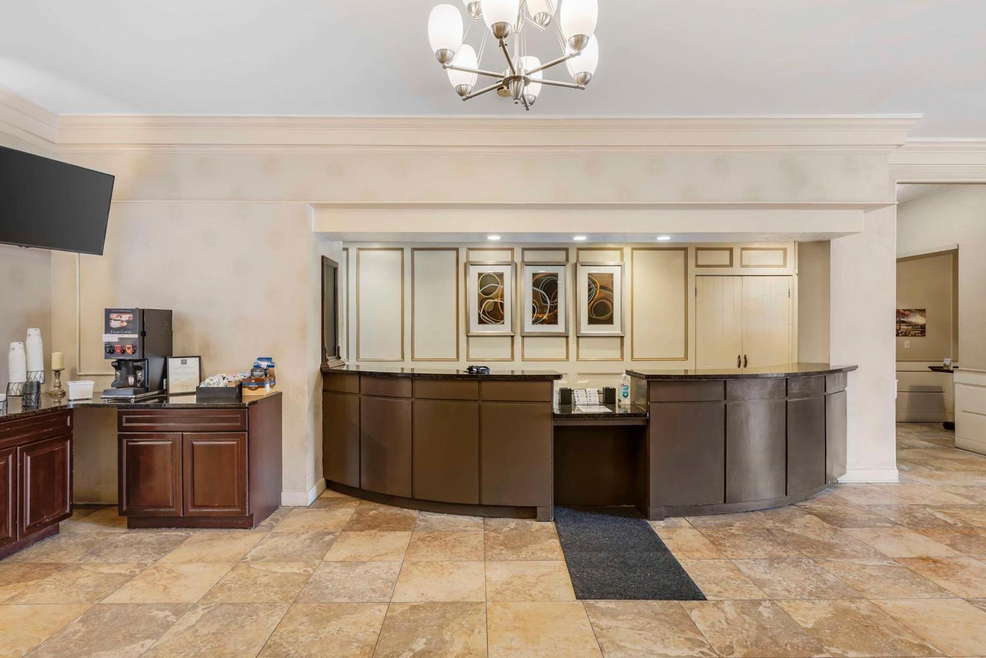 Best Western Watertown/Fort Drum Ngoại thất bức ảnh