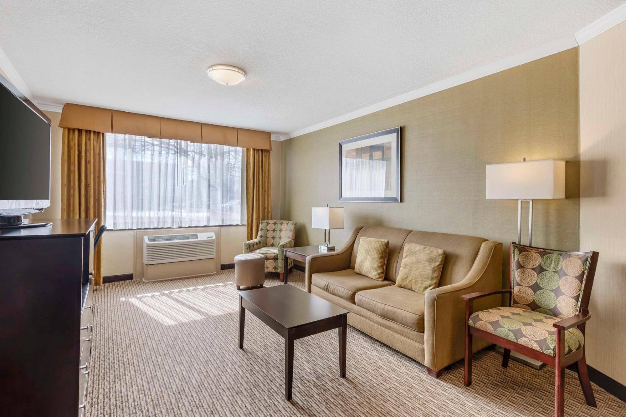 Best Western Watertown/Fort Drum Ngoại thất bức ảnh