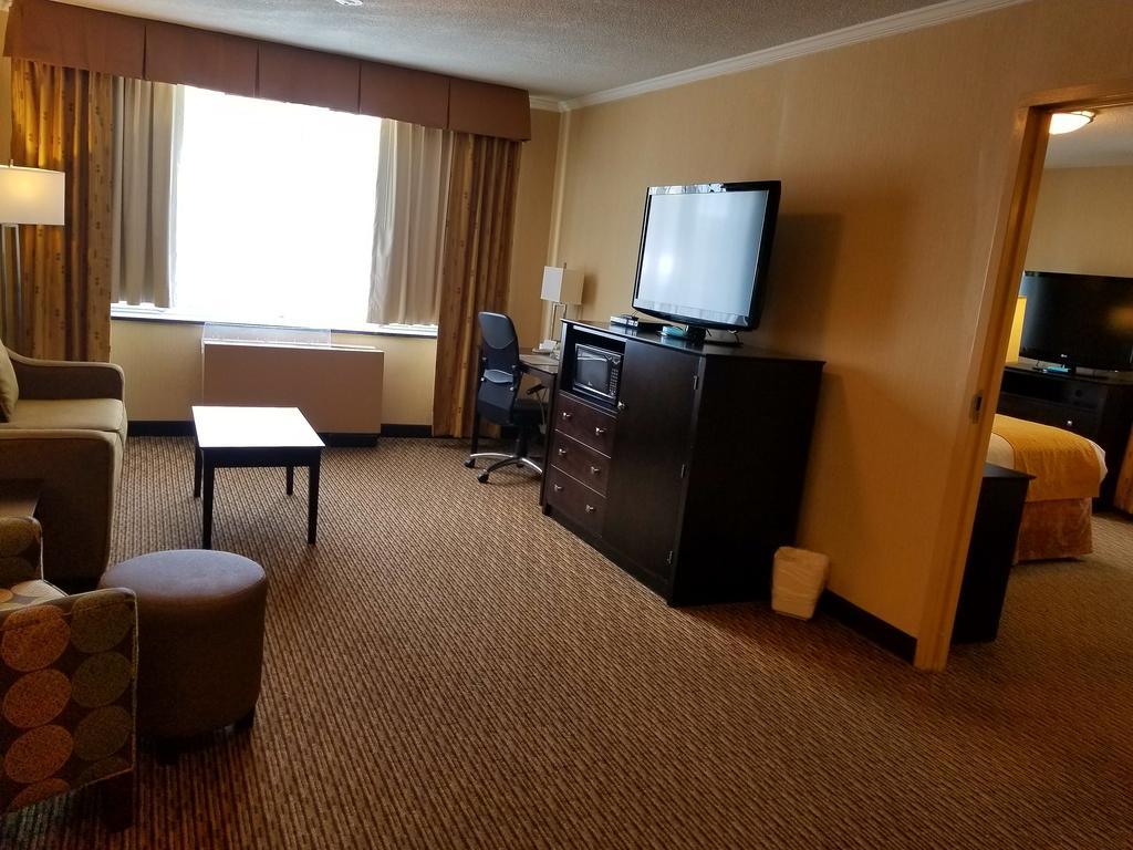 Best Western Watertown/Fort Drum Ngoại thất bức ảnh